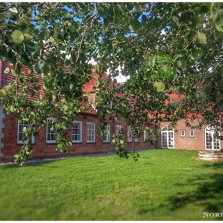 Апартаменты Nordpalais Vor Sylt Emmelsbull-Horsbull
